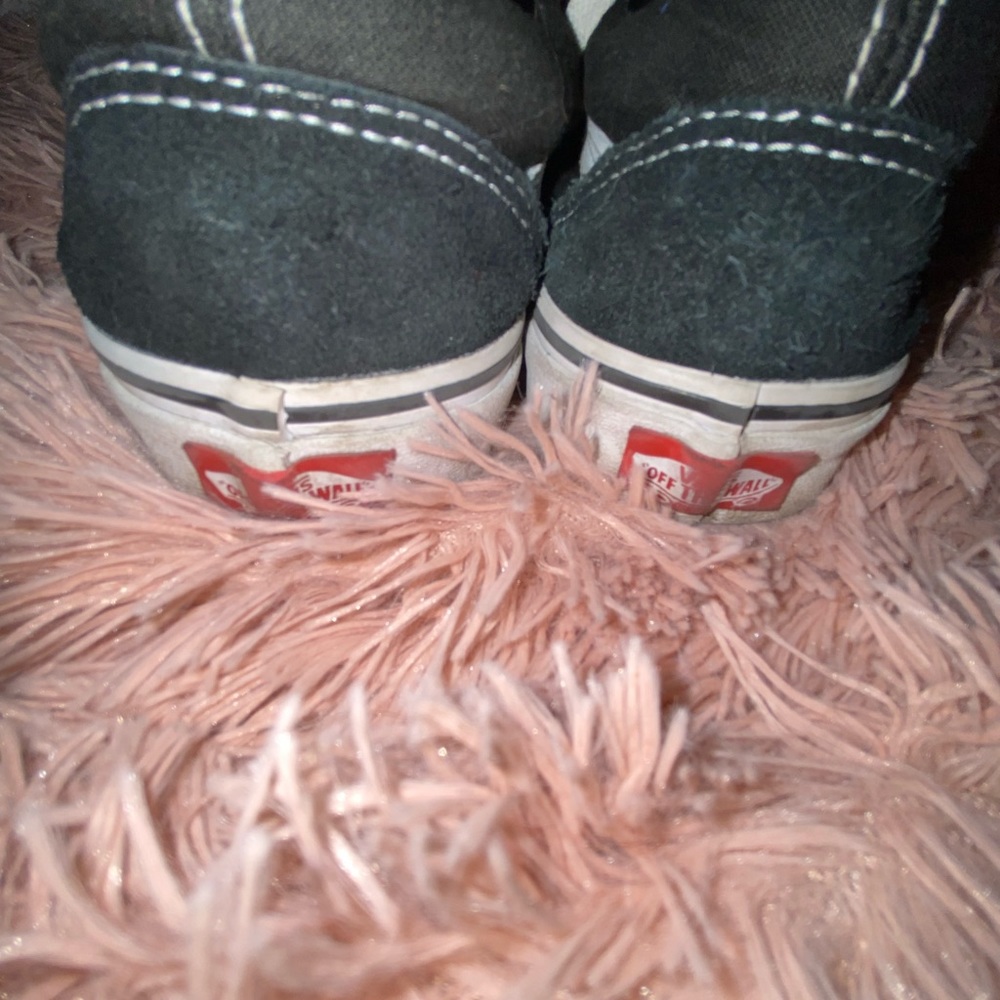 VANS - Picture 3 of 5